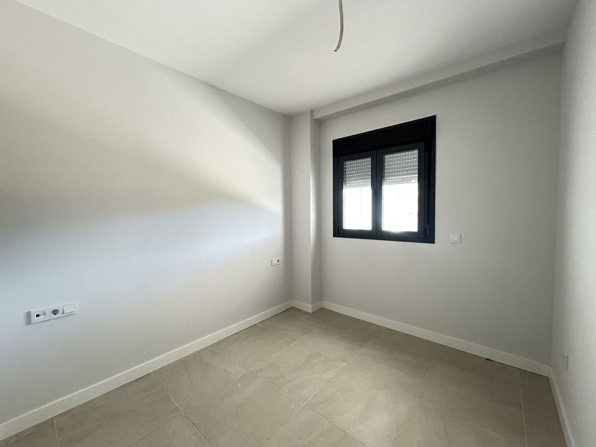 b20ead408629bc707dcdc6ebd778f970 - 20