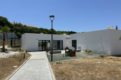 b20ead408629bc707dcdc6ebd778f970 - 23