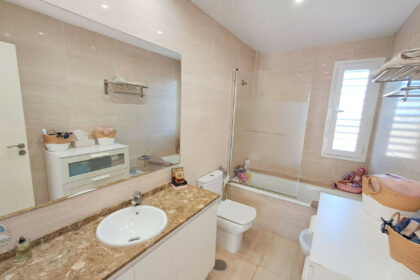 b45f0b265f054bae4e9bcccbcfb0cf9f - 23