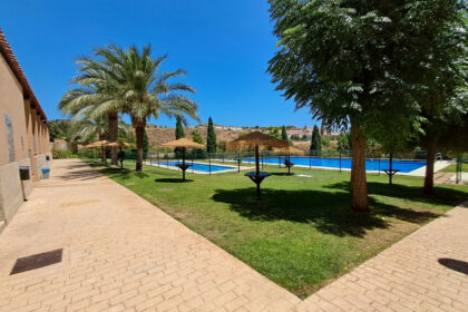 b45f0b265f054bae4e9bcccbcfb0cf9f - 34