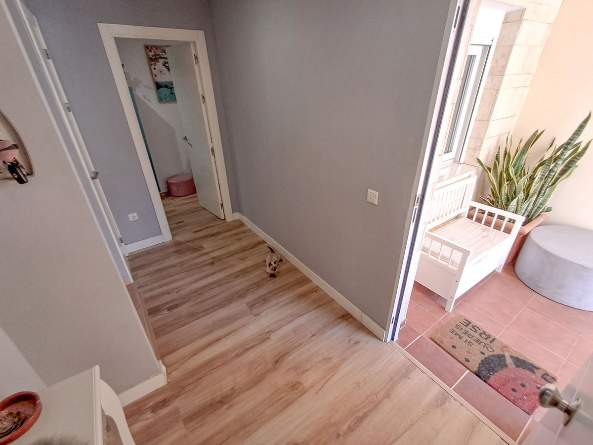 b45f0b265f054bae4e9bcccbcfb0cf9f - 6