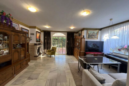 b652689210d08d37fac1f589c7f6a424 - 3