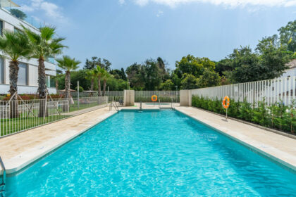 b6e2402a86284573b062c7d5fba1a6e8 - 36