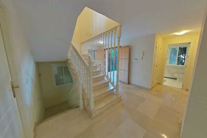 b915531df05cad971d83ac1796539b3d - 32