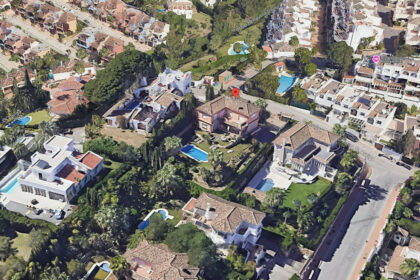 b915531df05cad971d83ac1796539b3d - 42