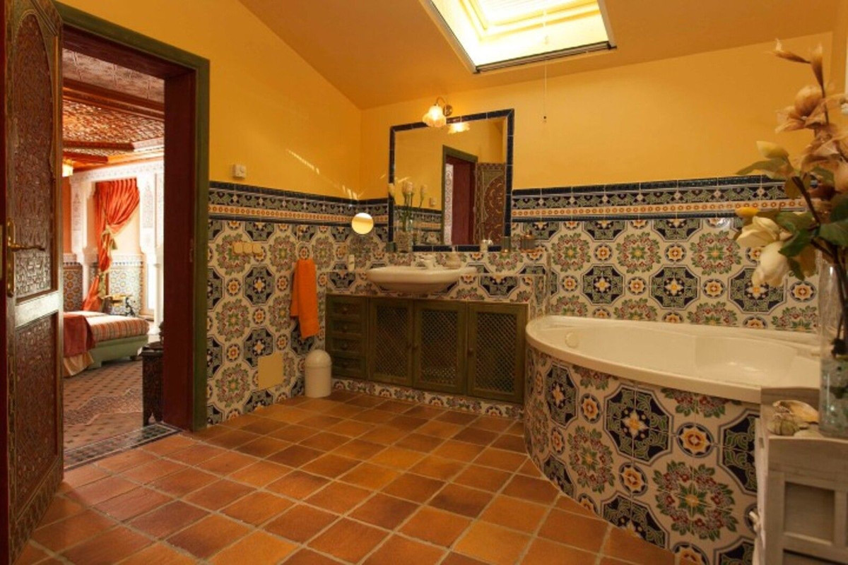 b9336ae6557e71a9aa109517297244fc - 12