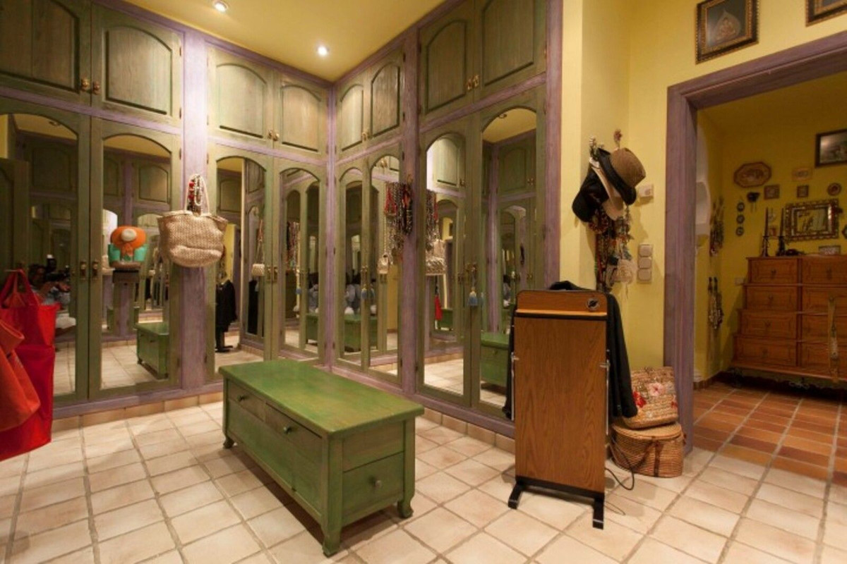 b9336ae6557e71a9aa109517297244fc - 13