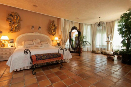 b9336ae6557e71a9aa109517297244fc - 4