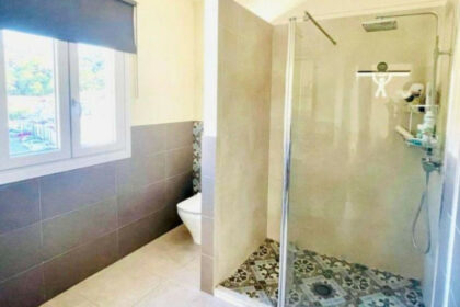 b97220d145b00f1abf2c9539b19f5cb2 - 9