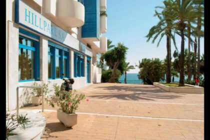 bec5b28d8d2b0910bf7be3da3296102f - 1