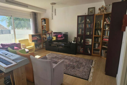 bfb5f67bbbd3bfe4670367dffcc4b132 - 11