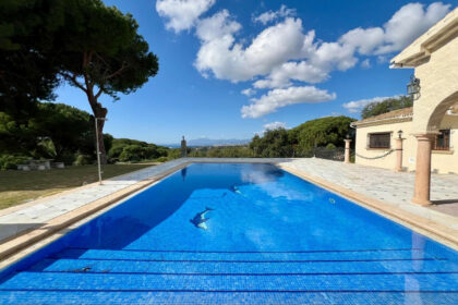 c1d5cb665195d6b2a549b7bdb23d3edc - 1