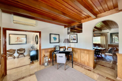 c1d5cb665195d6b2a549b7bdb23d3edc - 14