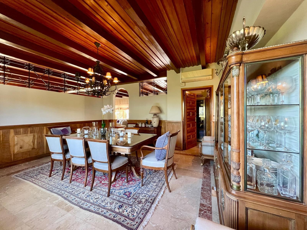 c1d5cb665195d6b2a549b7bdb23d3edc - 18