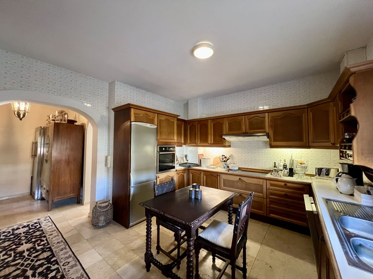 c1d5cb665195d6b2a549b7bdb23d3edc - 21