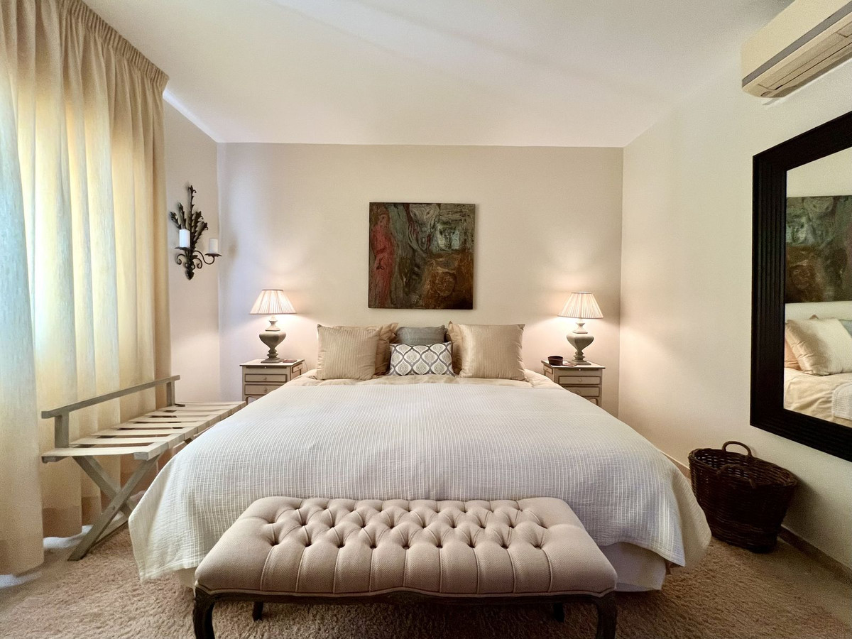 c1d5cb665195d6b2a549b7bdb23d3edc - 26