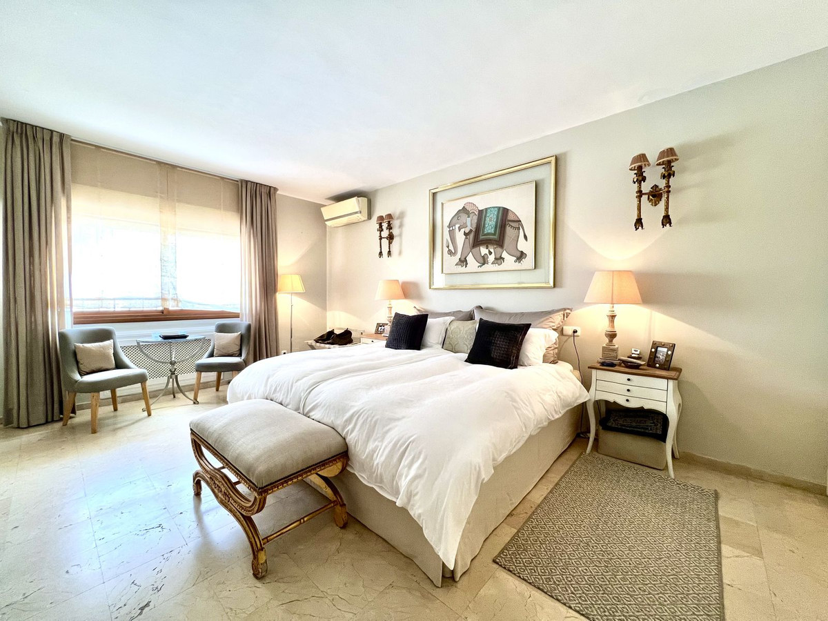 c1d5cb665195d6b2a549b7bdb23d3edc - 30