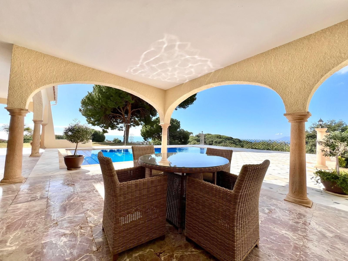 c1d5cb665195d6b2a549b7bdb23d3edc - 34