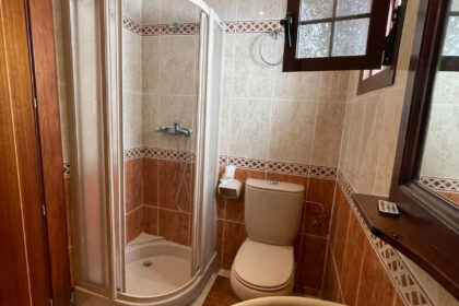 c2dbf284d3b9285f3d1e732d053d35ed - 21