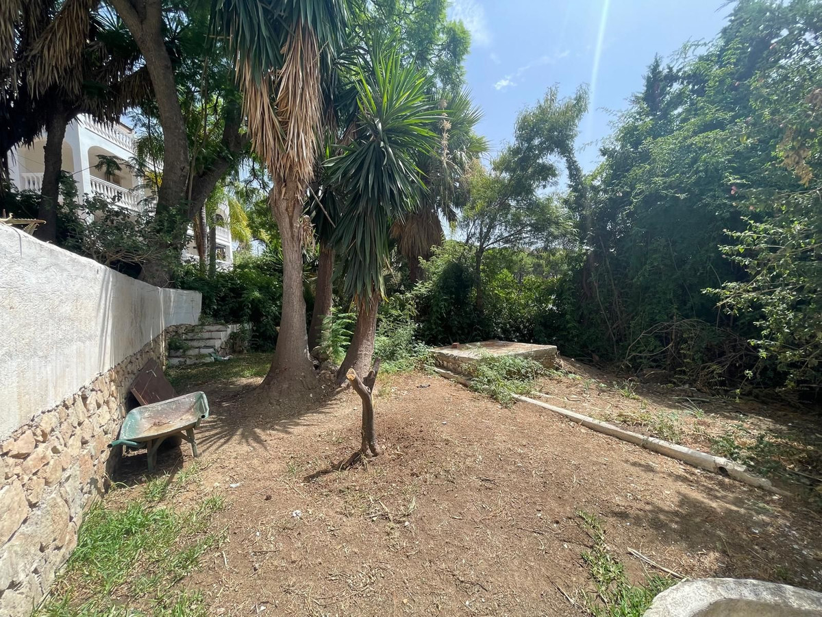 c2dbf284d3b9285f3d1e732d053d35ed - 4