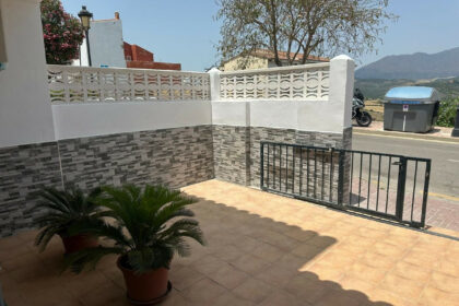 c3e0b2224f43e21c7825703566726abd - 1