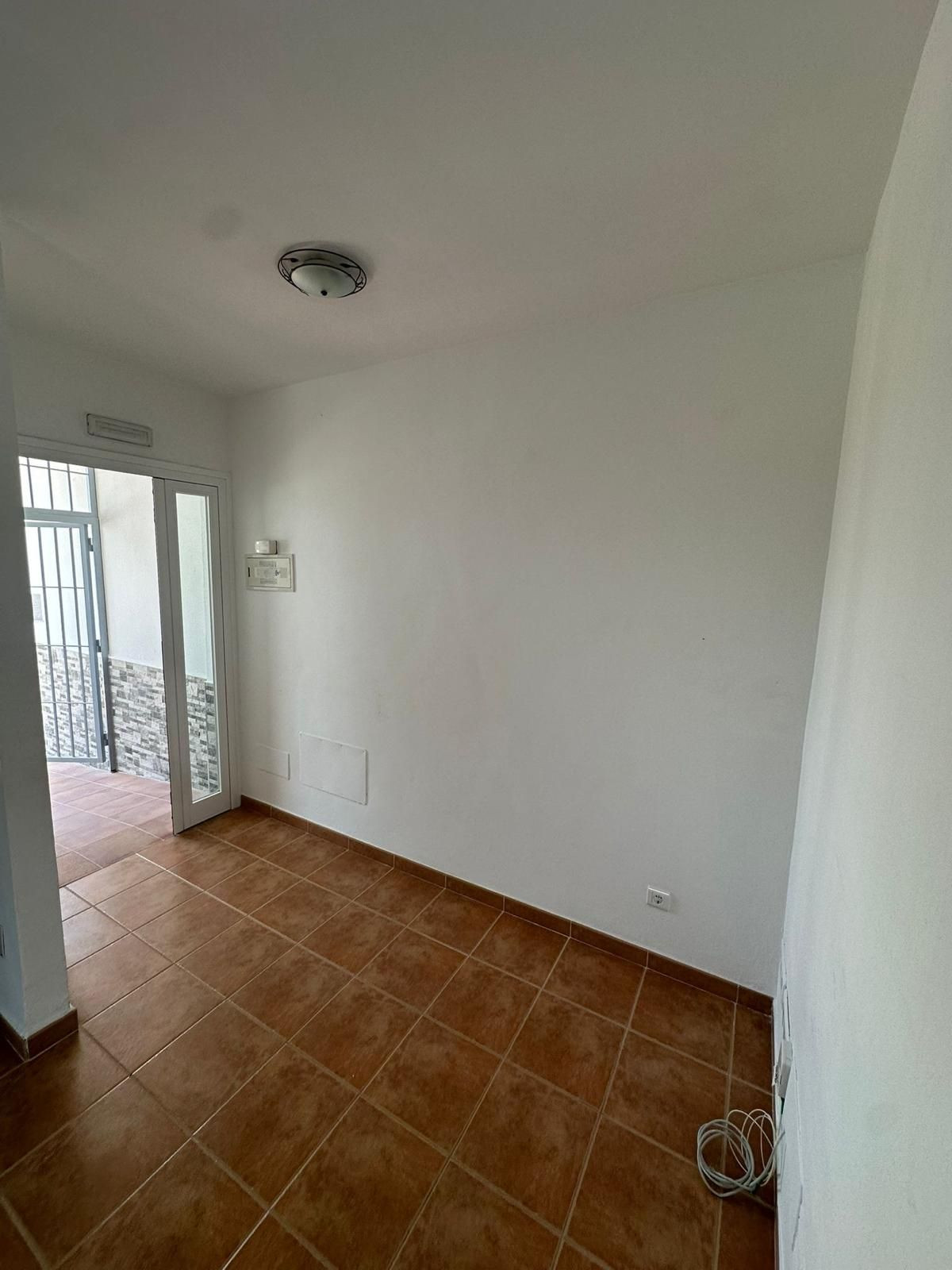 c3e0b2224f43e21c7825703566726abd - 13