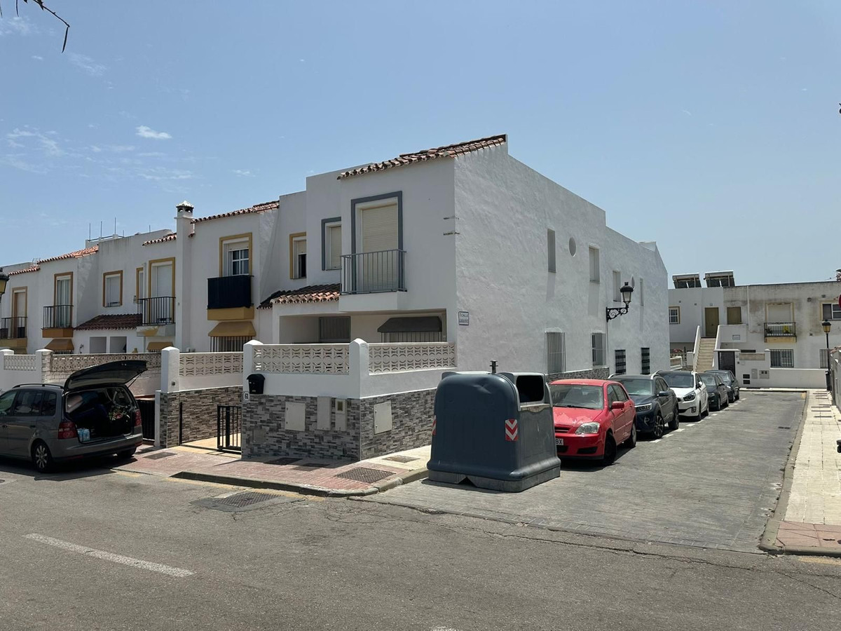 c3e0b2224f43e21c7825703566726abd - 2