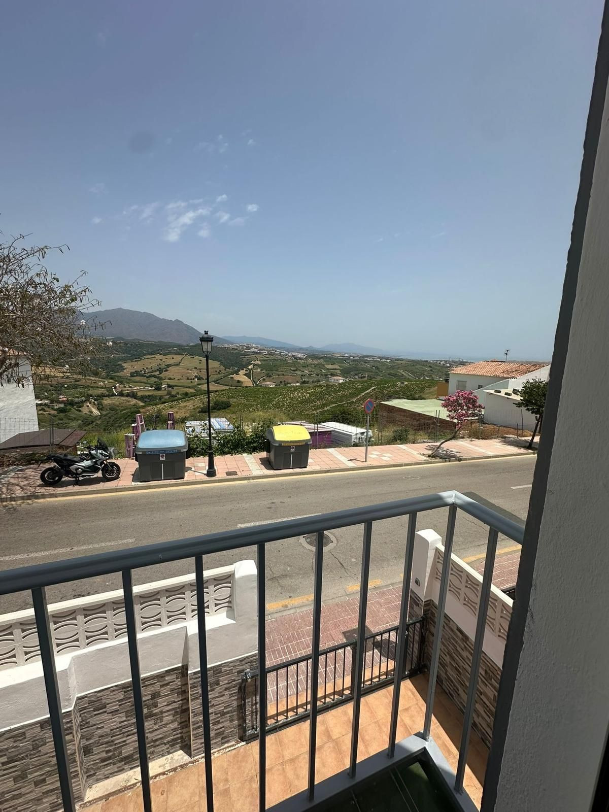 c3e0b2224f43e21c7825703566726abd - 20