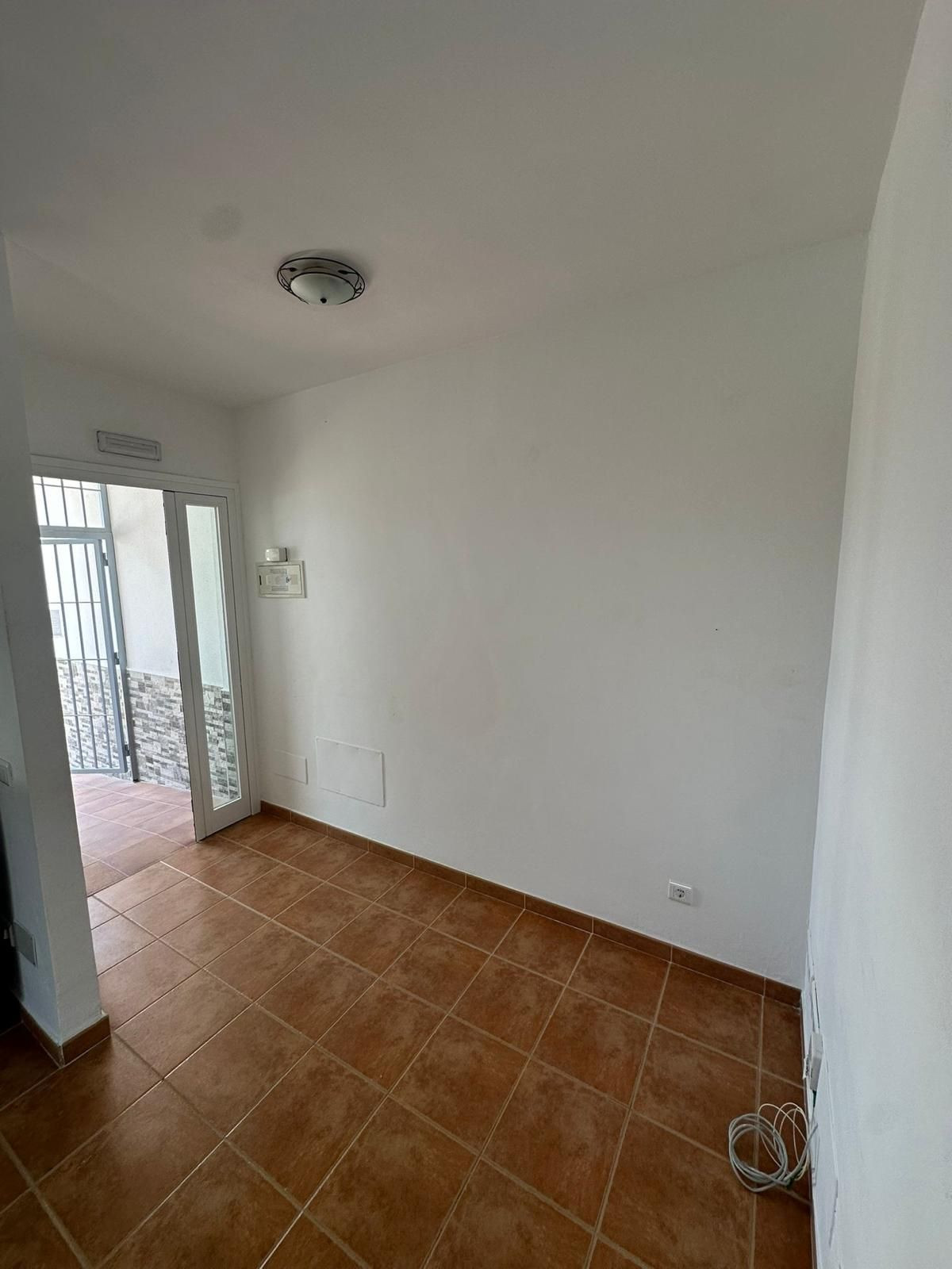 c3e0b2224f43e21c7825703566726abd - 3