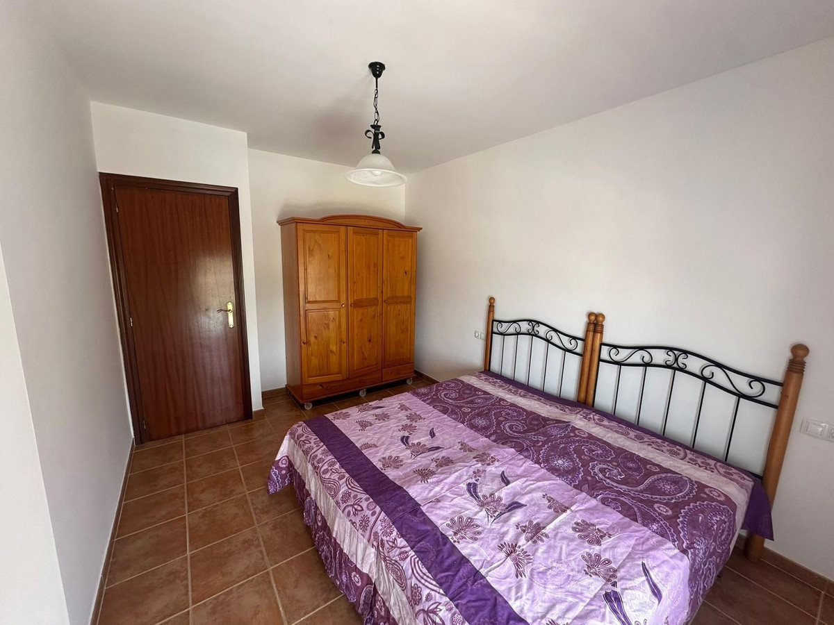 c3e0b2224f43e21c7825703566726abd - 32