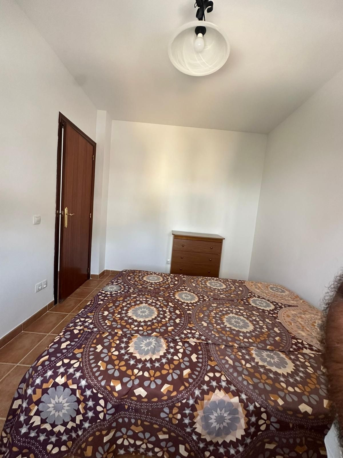 c3e0b2224f43e21c7825703566726abd - 33