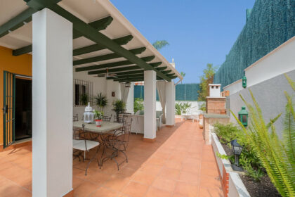 c41a6c15a193e3990aed1e756b920218 - 20