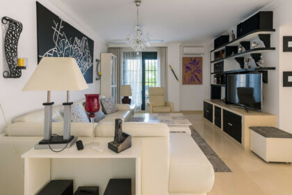 c41a6c15a193e3990aed1e756b920218 - 24