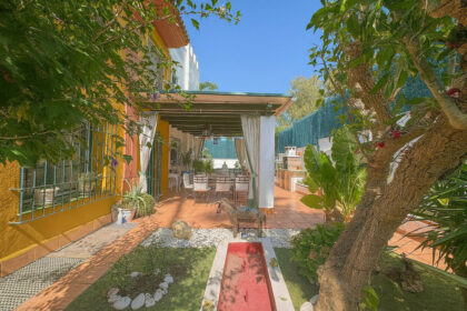 c41a6c15a193e3990aed1e756b920218 - 26