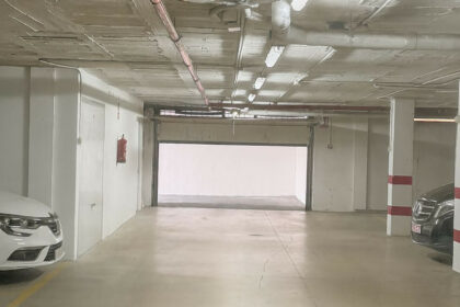 c41a6c15a193e3990aed1e756b920218 - 28