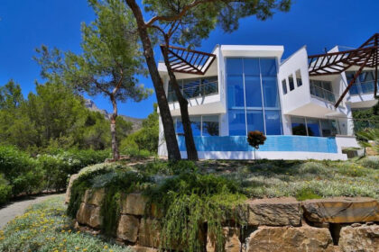 c4e7be77d670f0909cc91e2572ea3503 - 35