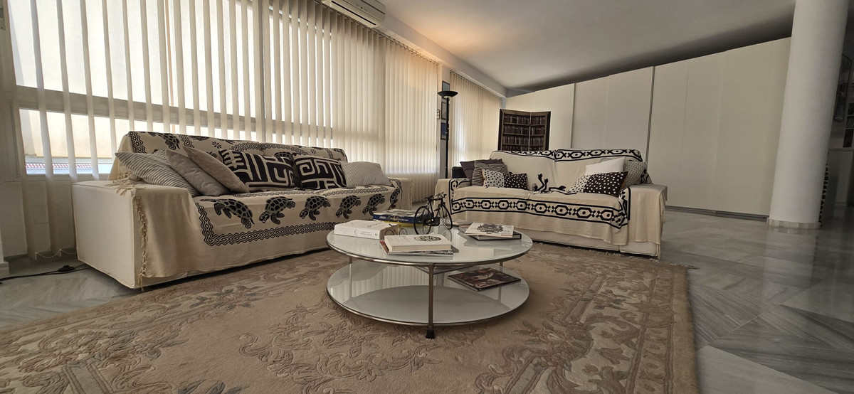 c5bcb913228154f16eb19d80b018932f - 12