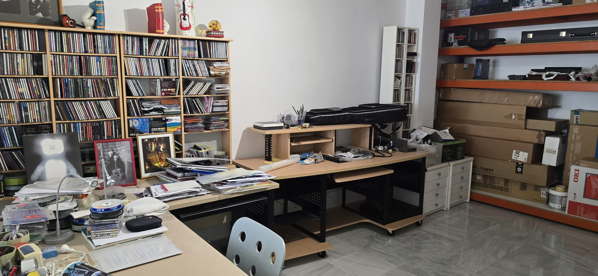 c5bcb913228154f16eb19d80b018932f - 13