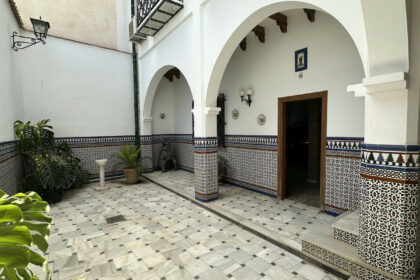 c613c491f54394ee21a43586ca1cb026 - 16