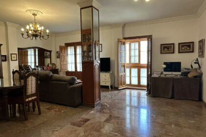 c613c491f54394ee21a43586ca1cb026 - 24