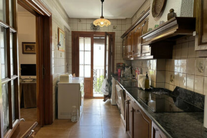 c613c491f54394ee21a43586ca1cb026 - 32