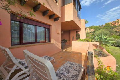 c6193e04eeee5883f8be58a5f898e1ec - 19