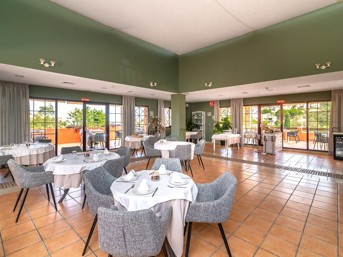 c6193e04eeee5883f8be58a5f898e1ec - 40