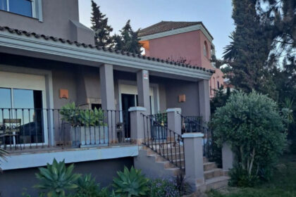 c649bf2ae2416fb33e6ba6d16cab21f4 - 2