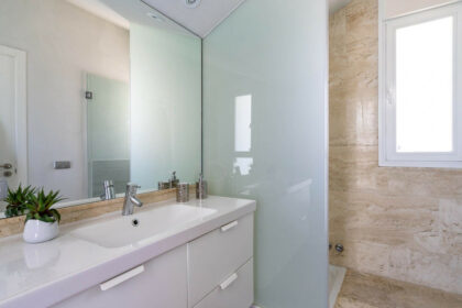 c84017449bbe640061df35834d9a632a - 14