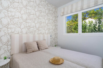 c84017449bbe640061df35834d9a632a - 16