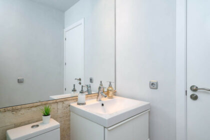 c84017449bbe640061df35834d9a632a - 19