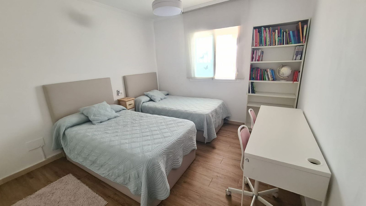 cd06822af3f00bdad86c429f6af31eb4 - 10