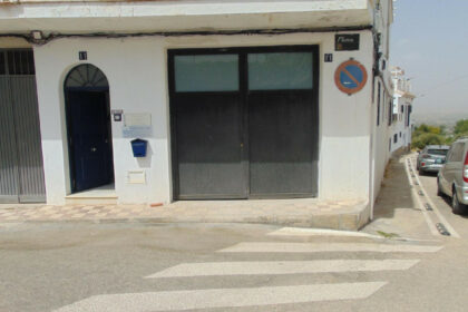 cf119cac6991ef7d8f9cdfae7037e76a - 1