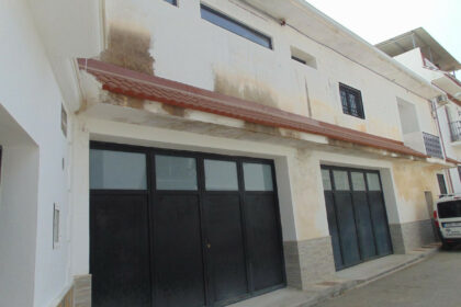 cf119cac6991ef7d8f9cdfae7037e76a - 4